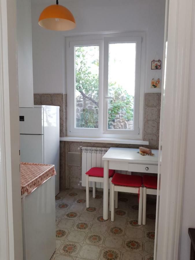 Terrace & Parking - Holiday Home Near Fegina Beach Монтеросо ал Маре Екстериор снимка