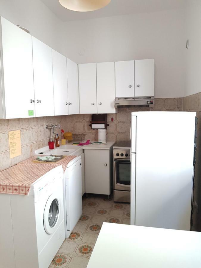 Terrace & Parking - Holiday Home Near Fegina Beach Монтеросо ал Маре Екстериор снимка